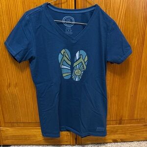 Life Is Good Women’s V-neck tshirt